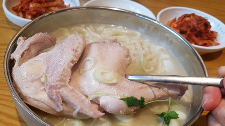 남지닭칼국수 이미지