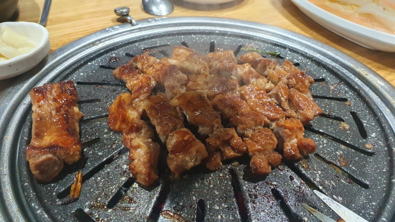꿈꾸는황소 이미지