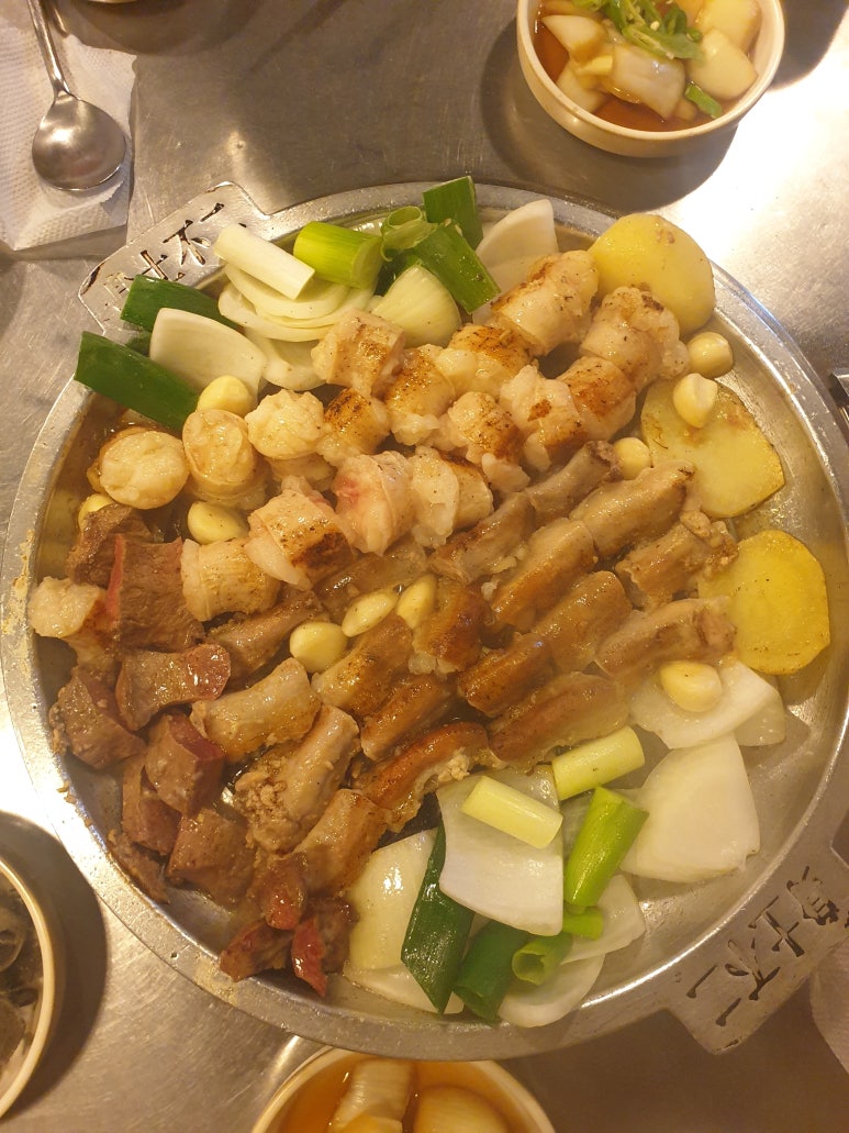 명가한우곱창전문 이미지