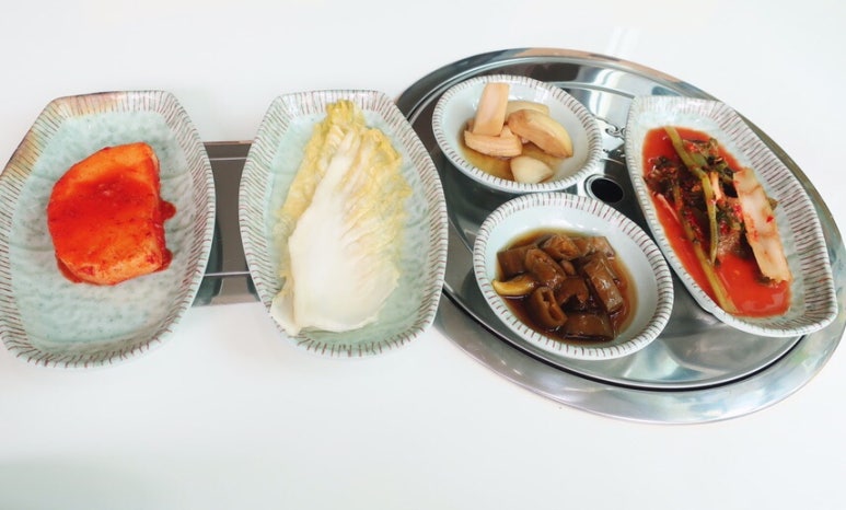 능이네버섯백숙 이미지