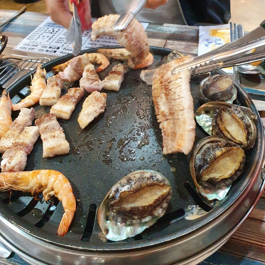 전복품은돼지 이미지