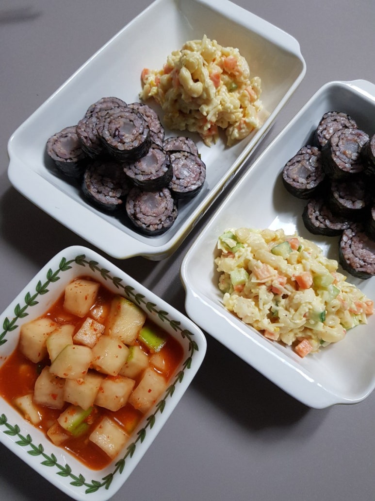 햄을품은김밥 이미지