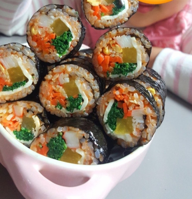 햄을품은김밥 이미지