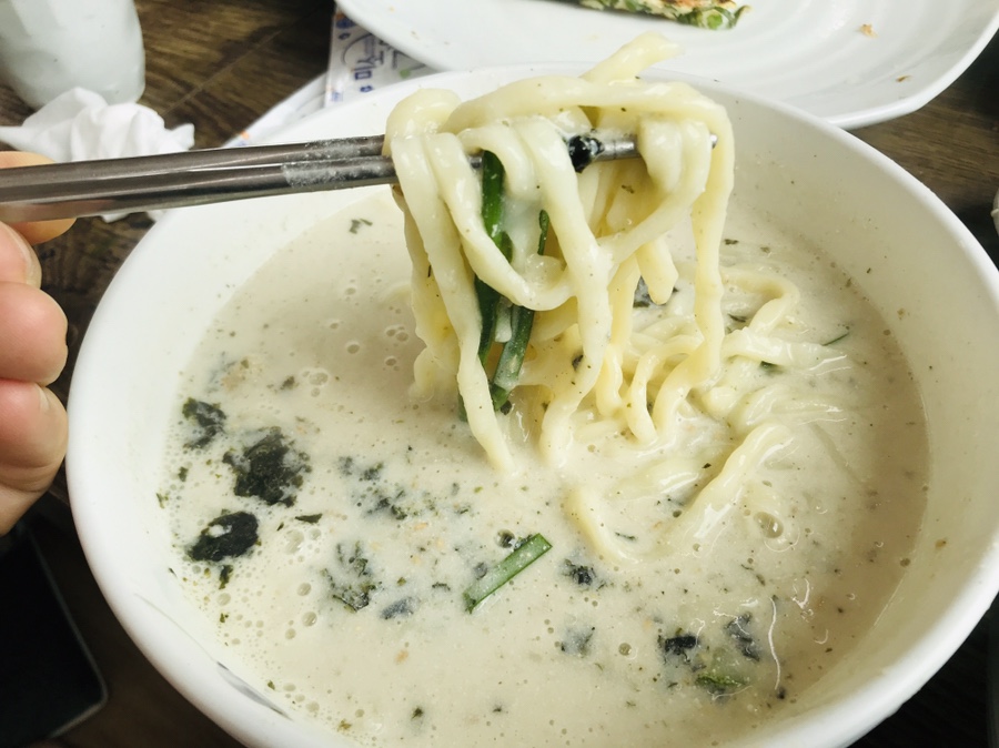 삼둥이손칼국수 이미지