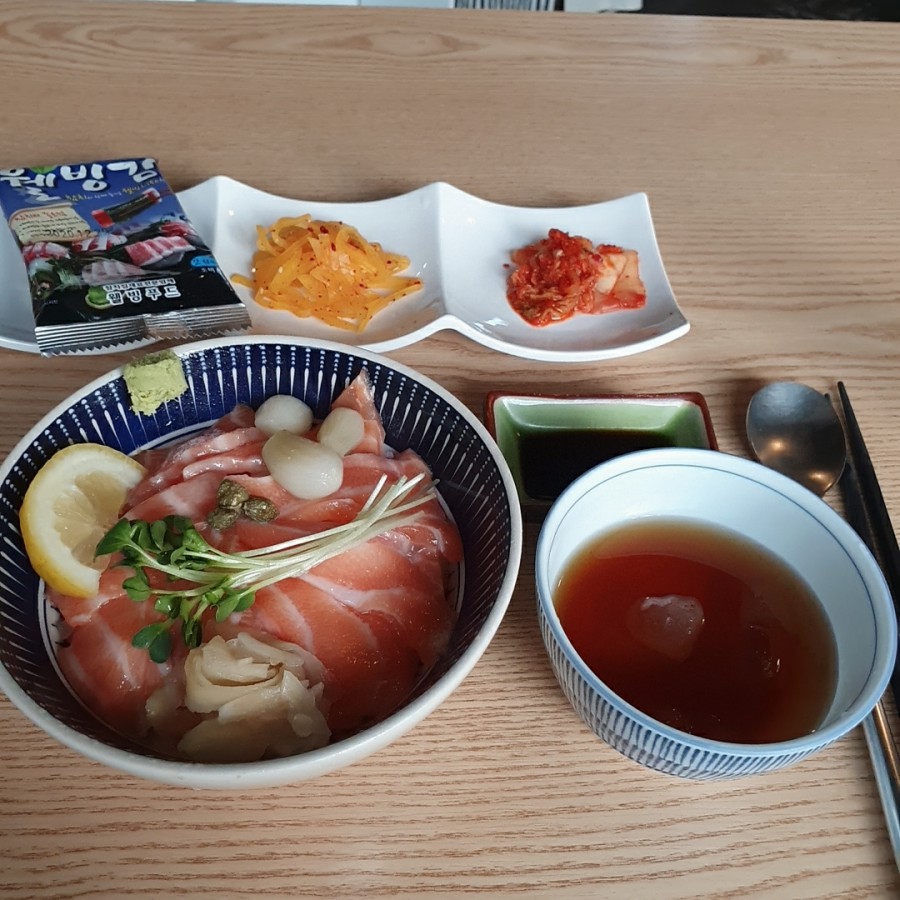 정성식탁 이미지