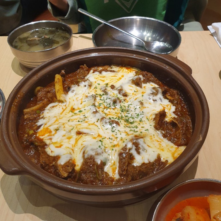쌉돼지 이미지