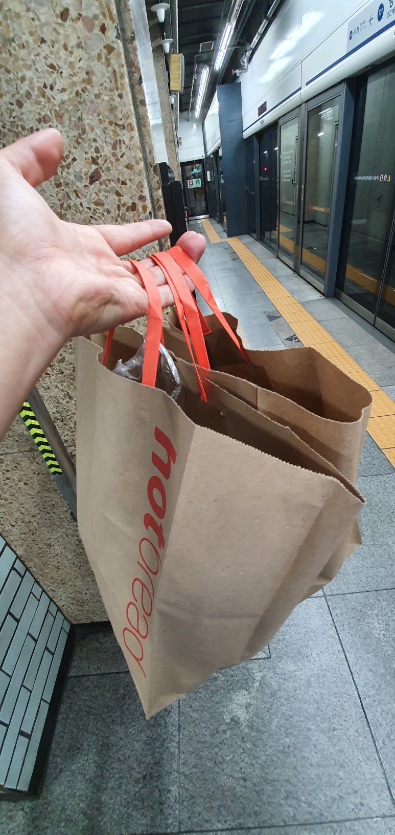 핫브레드(Hot Bread) 이미지