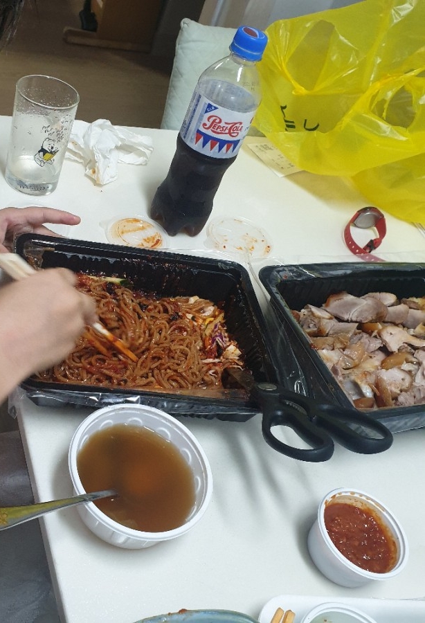 세가족족발 이미지
