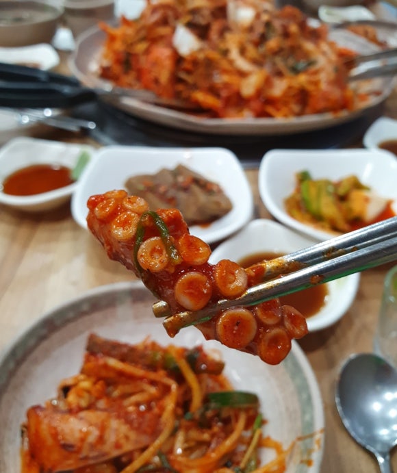 궁중해물손칼국수.아구찜 이미지