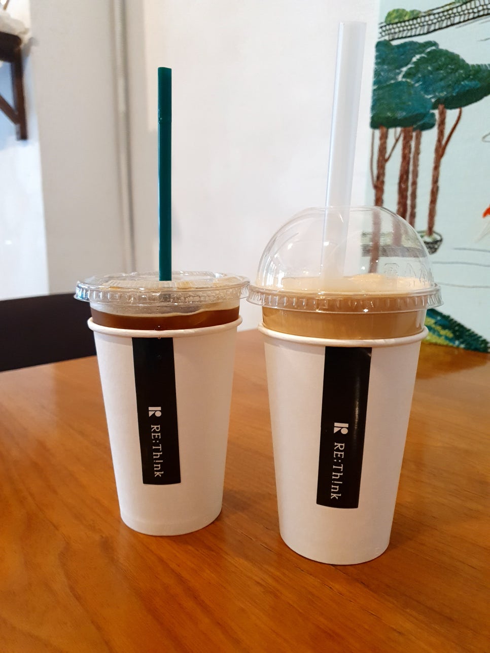 리띵커피 이미지