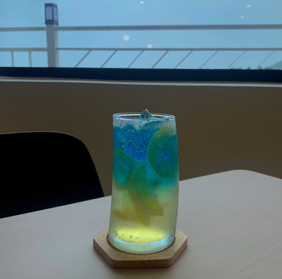 이블럭에커피 이미지