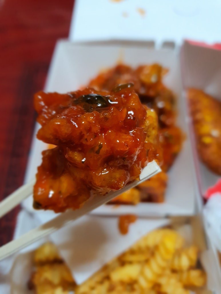 깻잎두마리치킨 이미지