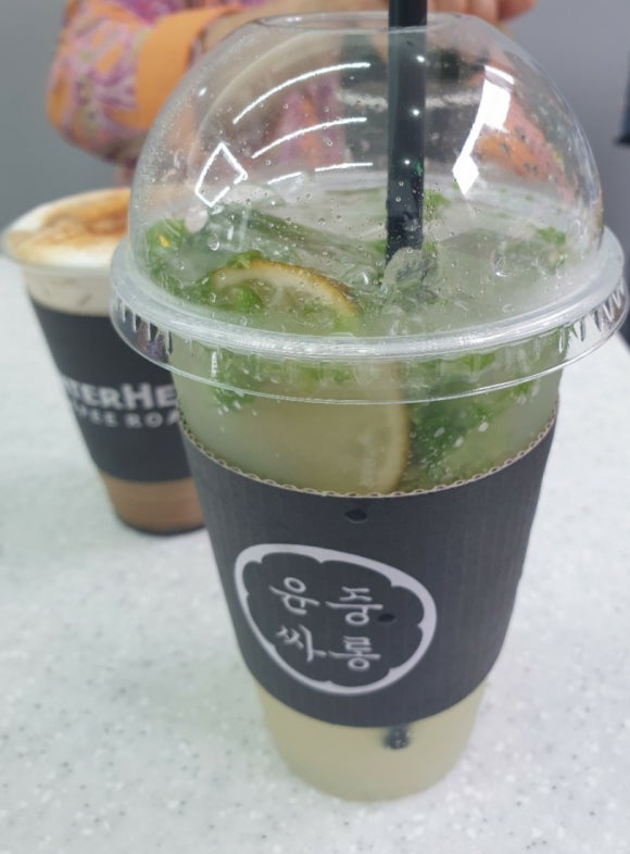 블랙싸롱 이미지