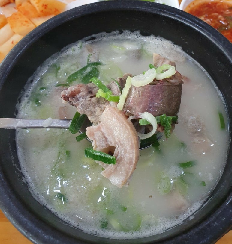 장군순대국 이미지