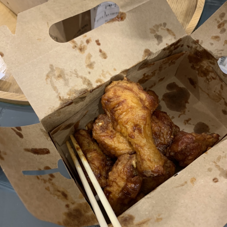바다풍경치킨 이미지