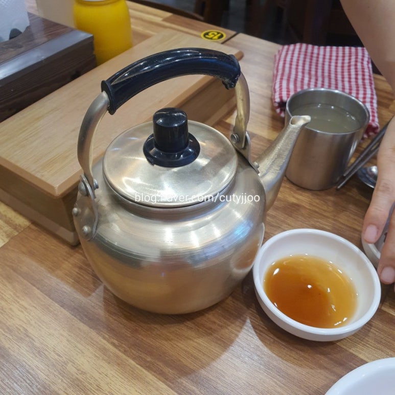 메밀고밀면 이미지