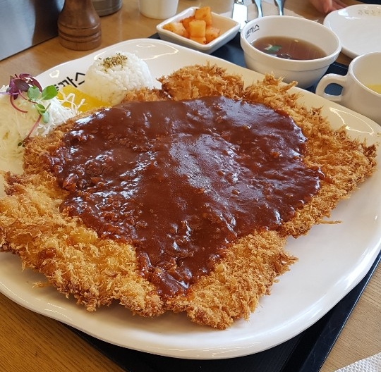 홍익컴퍼니 이미지
