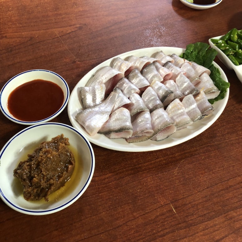유달횟집 이미지