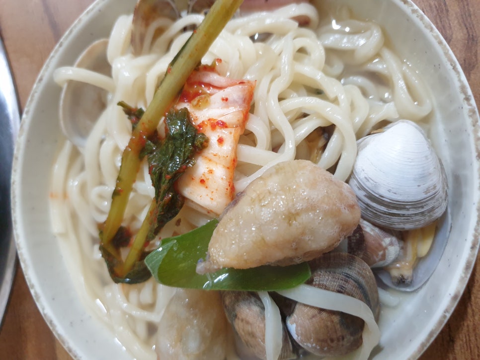 전통칼국수 이미지