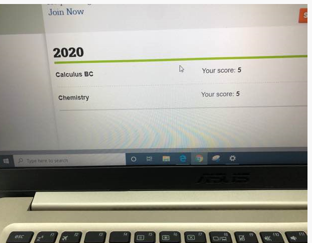 AP chem(화학) 4명의 만점자와 AP 4개의 만점자 추가 (econ) 보람 있네요 ㅋㅋ 와아! 기분 좋습니다. 관련 이미지 1