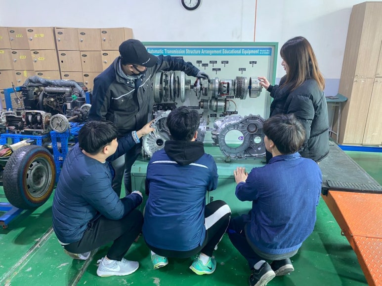 금호자동차정비 이미지