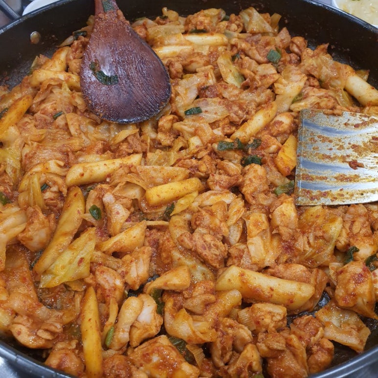 구구춘천닭갈비 이미지