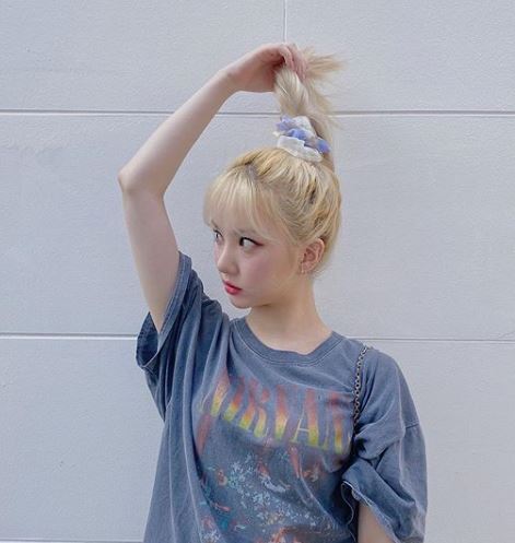 금발헤어샵 이미지