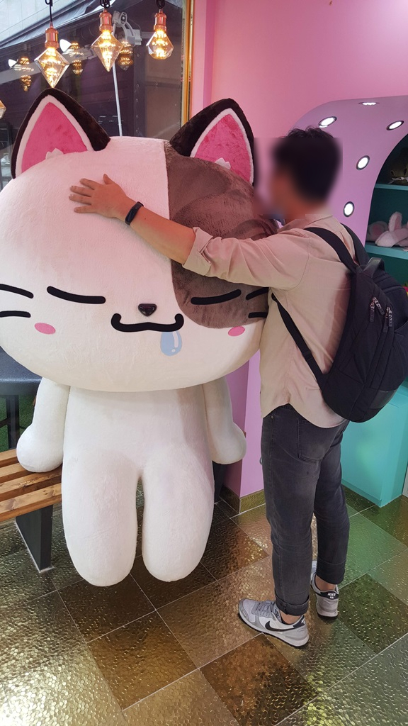 커피볶는女子 이미지