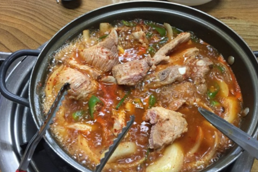 시집안간돼지 이미지
