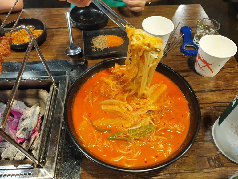 다와양꼬치 이미지
