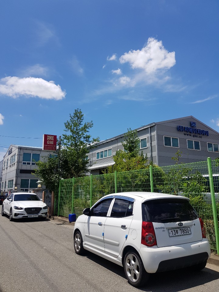 우주전기조명 이미지