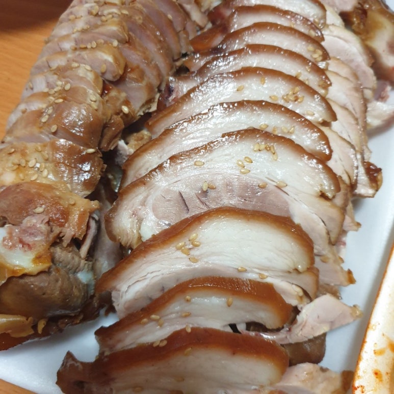 유창족발 이미지