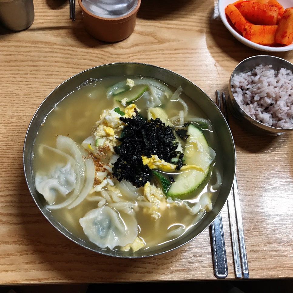 현대칼국수 이미지