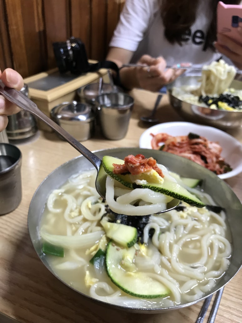 현대칼국수 이미지