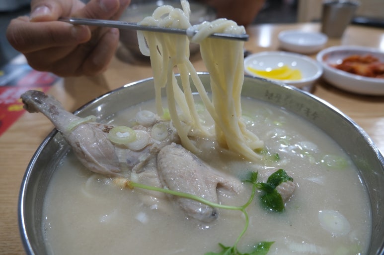 포항닭칼국수 이미지
