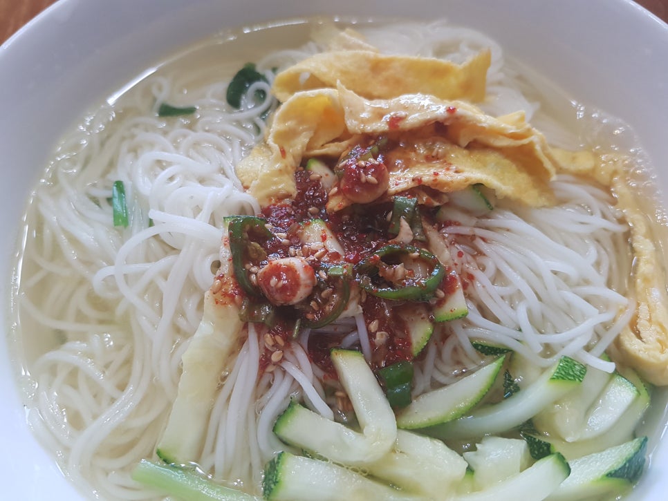 어머니손맛잔치국수 이미지