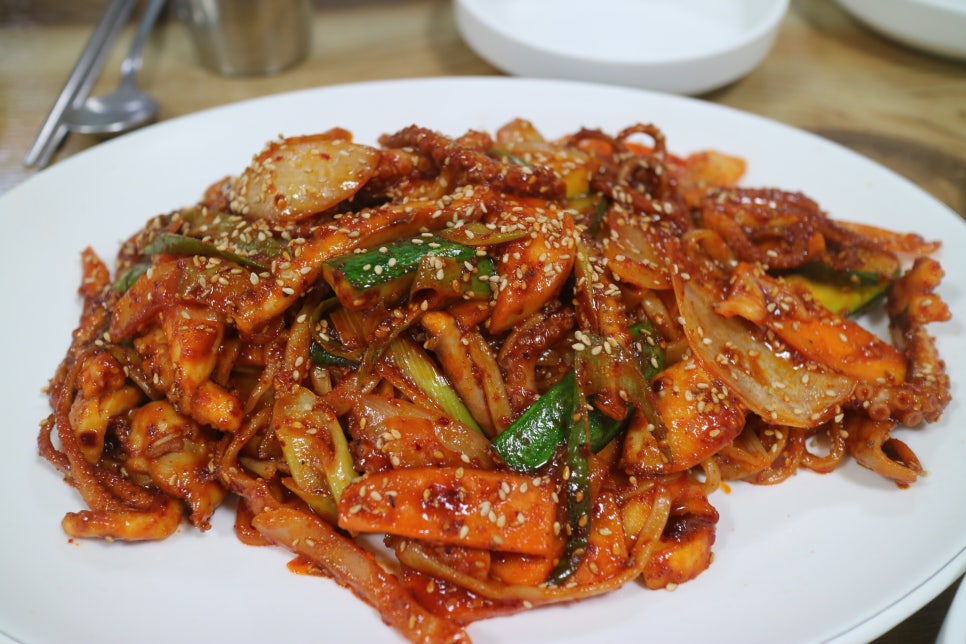 밀가손칼국수 이미지