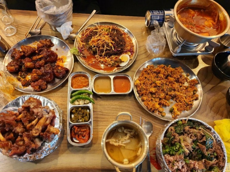 임창정의모서리족발 이미지