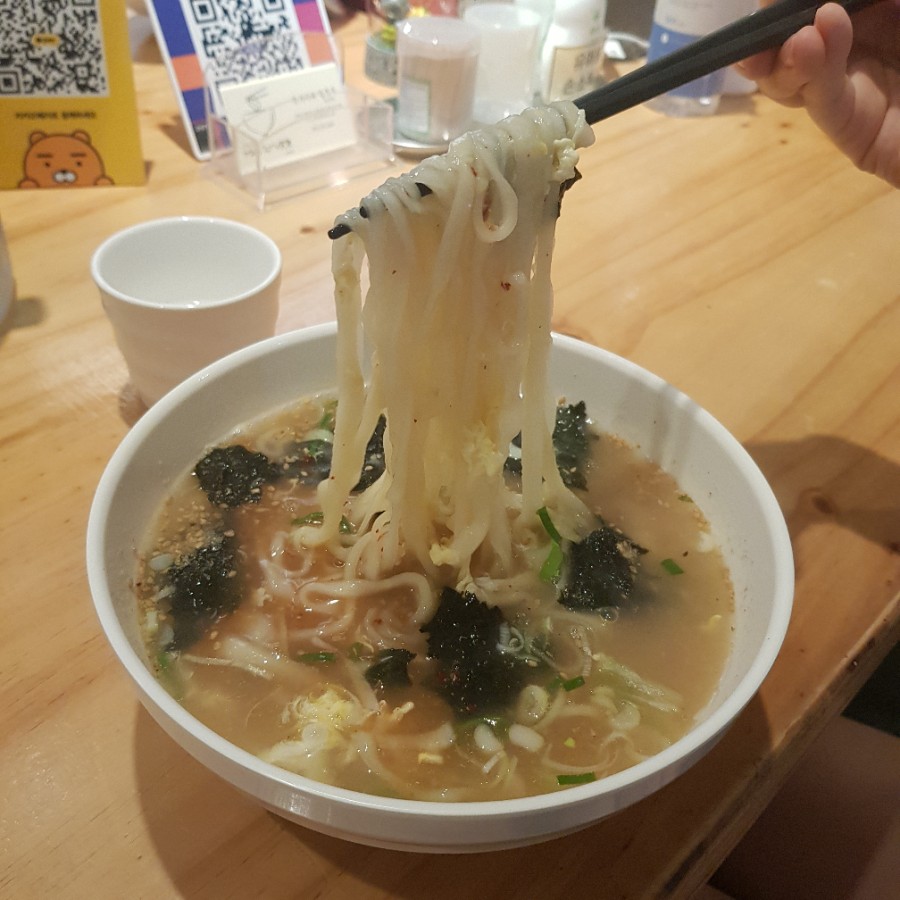 맥가이버손칼국수 이미지