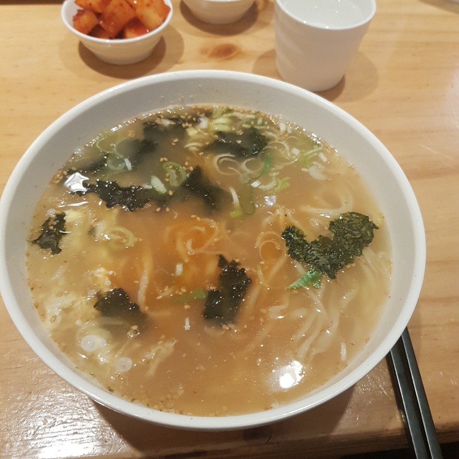 맥가이버손칼국수 이미지