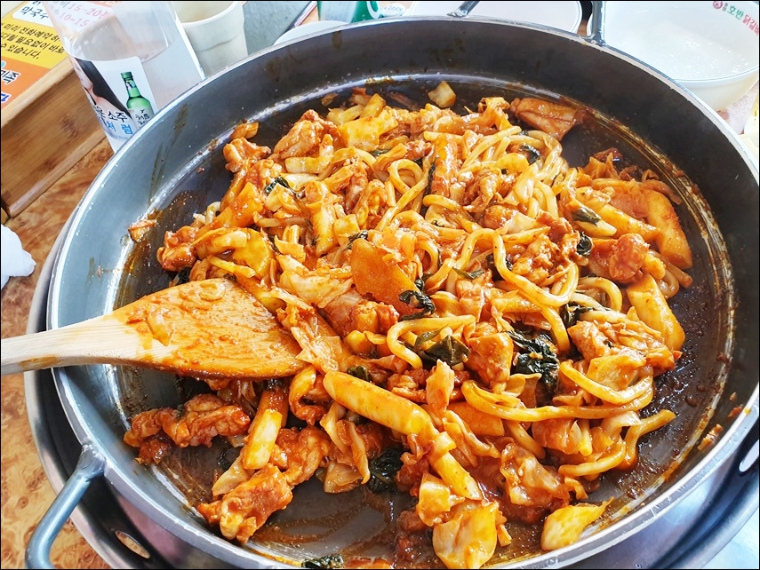 중화호반닭갈비막국수 이미지