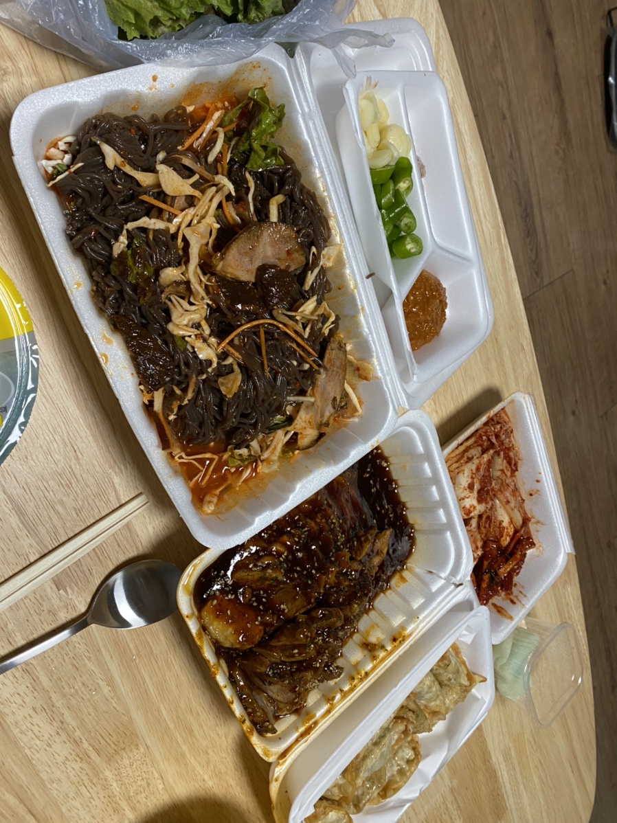 이모네 족막 이미지