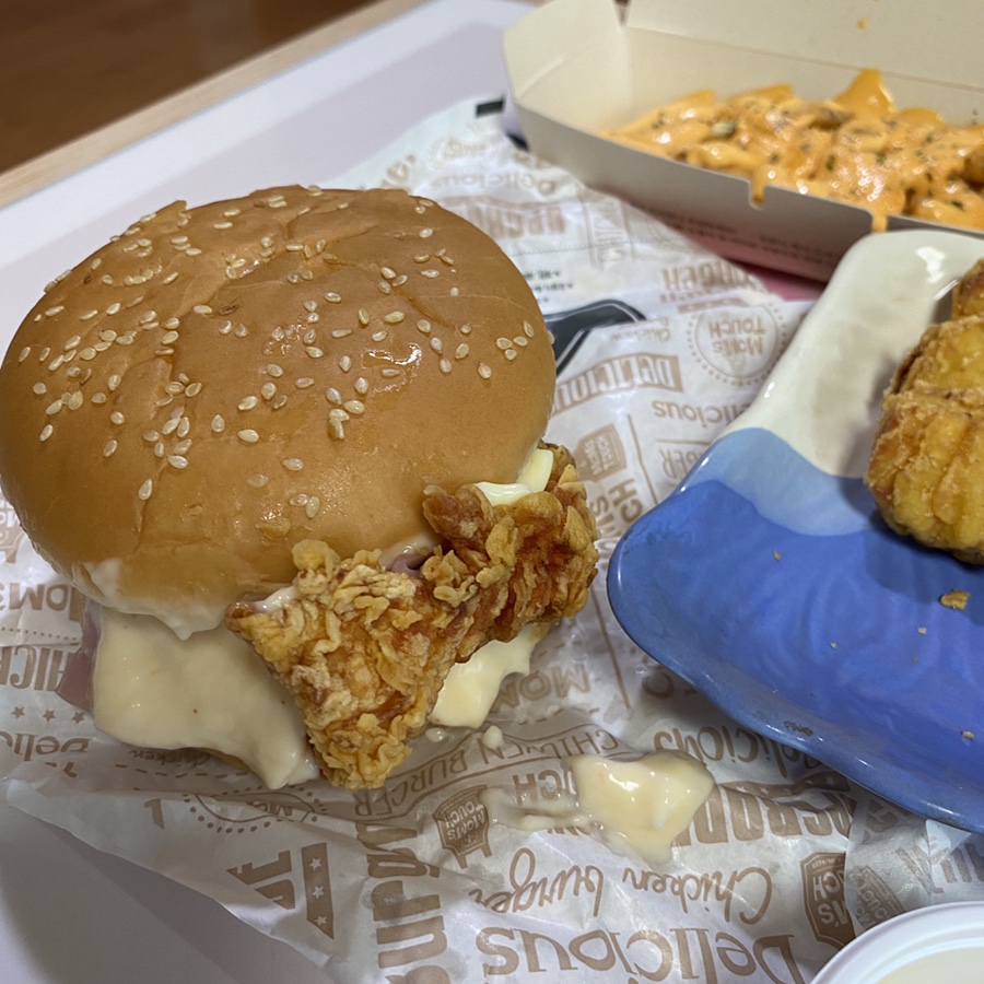 맘스터치안민점 이미지