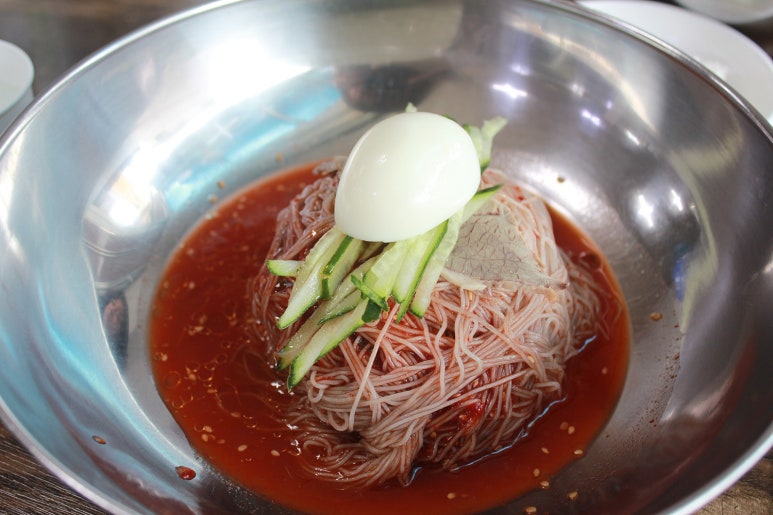 함흥냉면 이미지