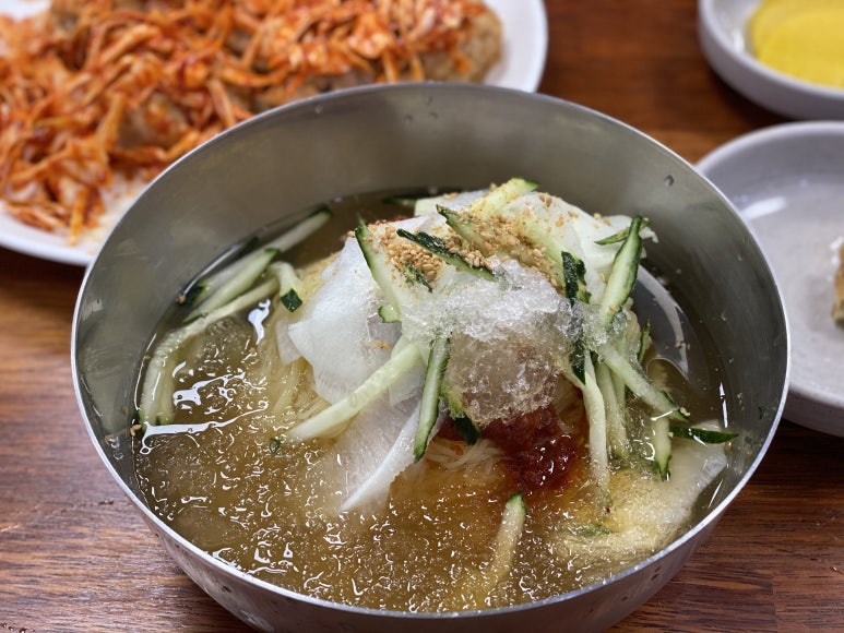 함버지기밀면 이미지