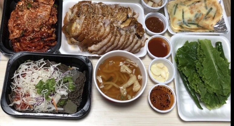 철수네왕족발 이미지