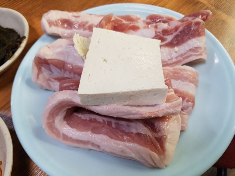 맛이담긴항아리 이미지