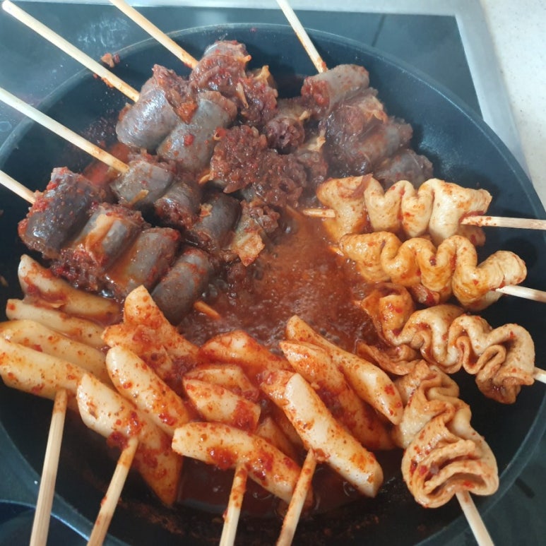 꼬치랑떡볶이랑 이미지