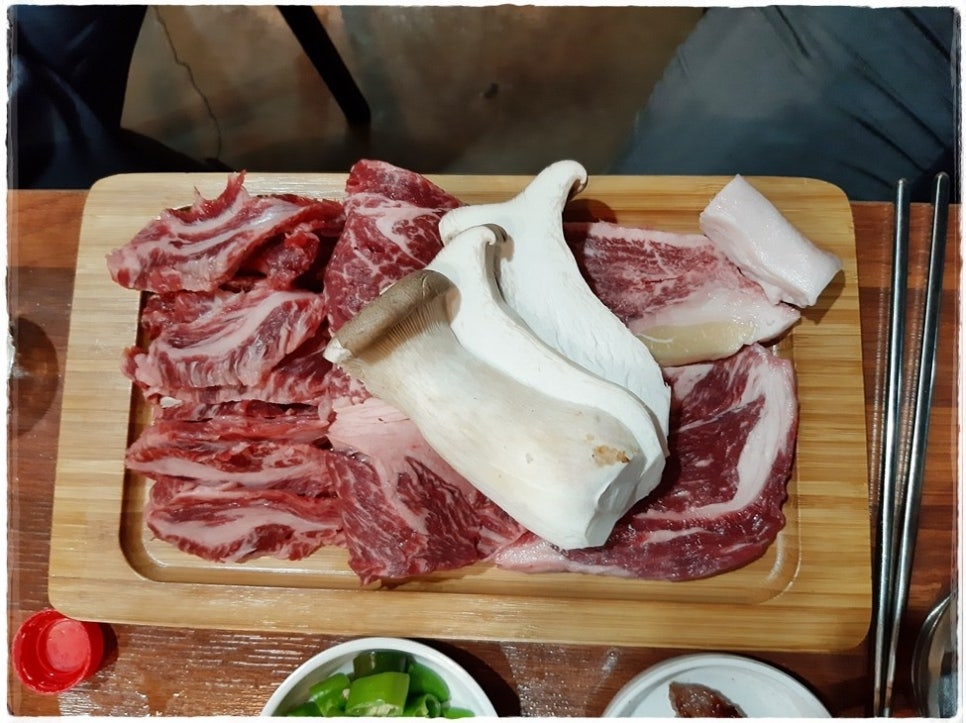 신창축산 정육식당 이미지