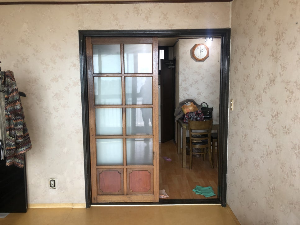 집고쳐 이미지